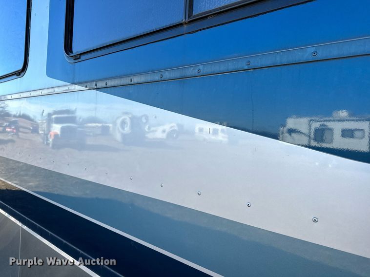 image for item LK9661 1995 Safari Sahara Edition RV