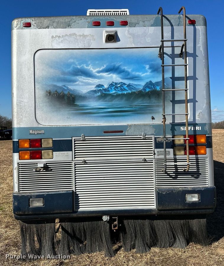 image for item LK9661 1995 Safari Sahara Edition RV