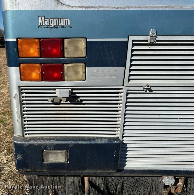 image for item LK9661 1995 Safari Sahara Edition RV