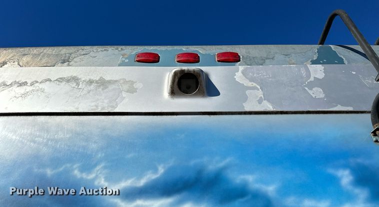 image for item LK9661 1995 Safari Sahara Edition RV