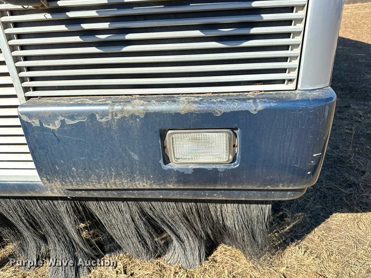 image for item LK9661 1995 Safari Sahara Edition RV