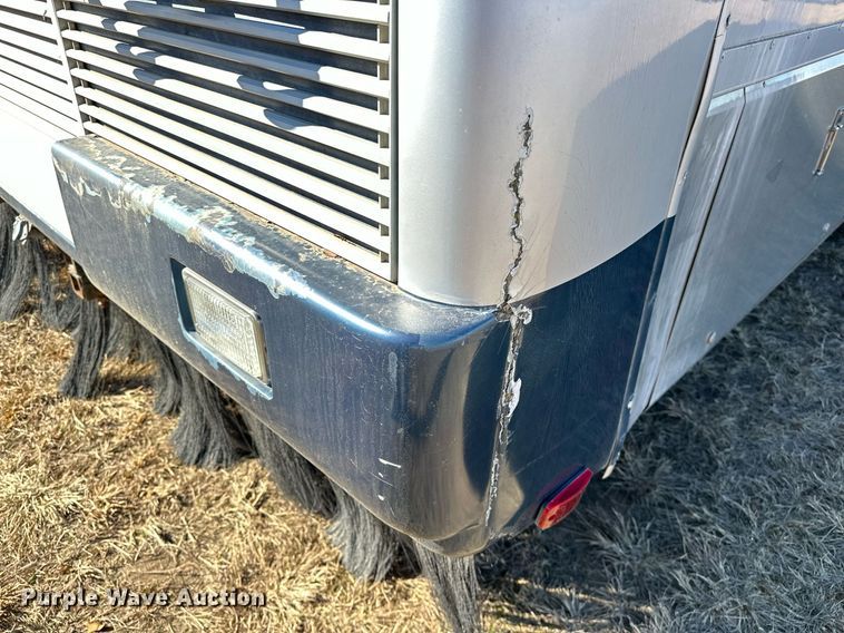 image for item LK9661 1995 Safari Sahara Edition RV