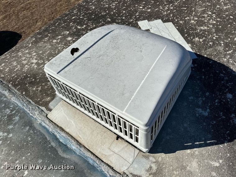 image for item LK9661 1995 Safari Sahara Edition RV