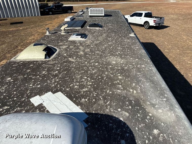 image for item LK9661 1995 Safari Sahara Edition RV