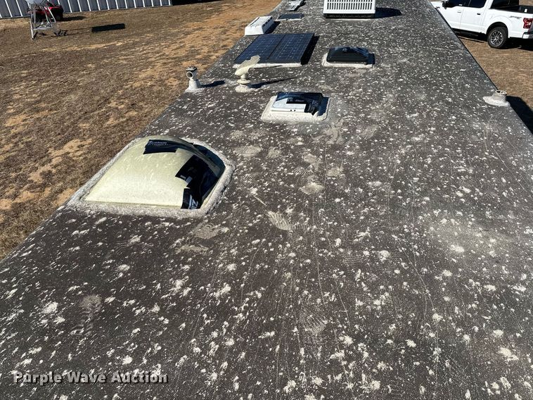 image for item LK9661 1995 Safari Sahara Edition RV