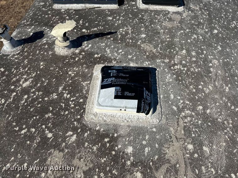 image for item LK9661 1995 Safari Sahara Edition RV