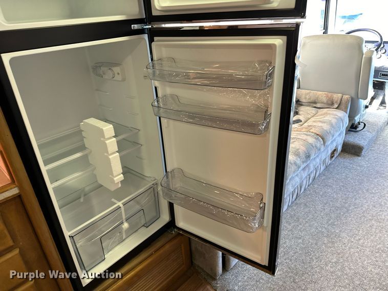 image for item LK9661 1995 Safari Sahara Edition RV