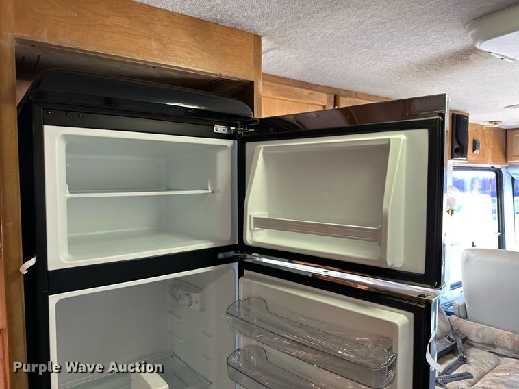 image for item LK9661 1995 Safari Sahara Edition RV