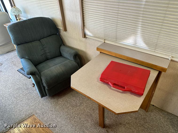 image for item LK9661 1995 Safari Sahara Edition RV