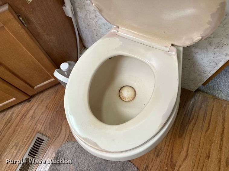 image for item LK9661 1995 Safari Sahara Edition RV