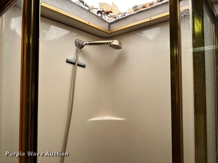 image for item LK9661 1995 Safari Sahara Edition RV