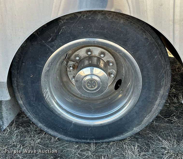 image for item LK9661 1995 Safari Sahara Edition RV