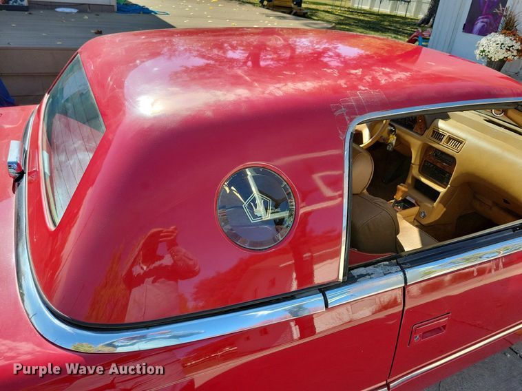 image for item LO9900 1989 Chrysler Maserati  convertible