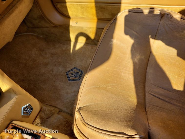 image for item LO9900 1989 Chrysler Maserati  convertible