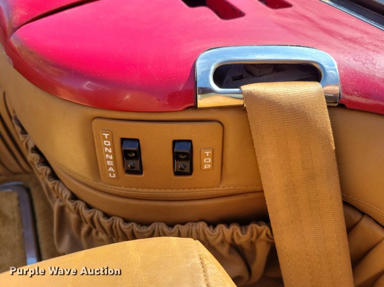 image for item LO9900 1989 Chrysler Maserati  convertible