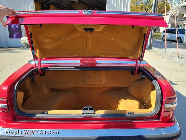 image for item LO9900 1989 Chrysler Maserati  convertible