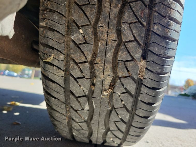 image for item LO9900 1989 Chrysler Maserati  convertible