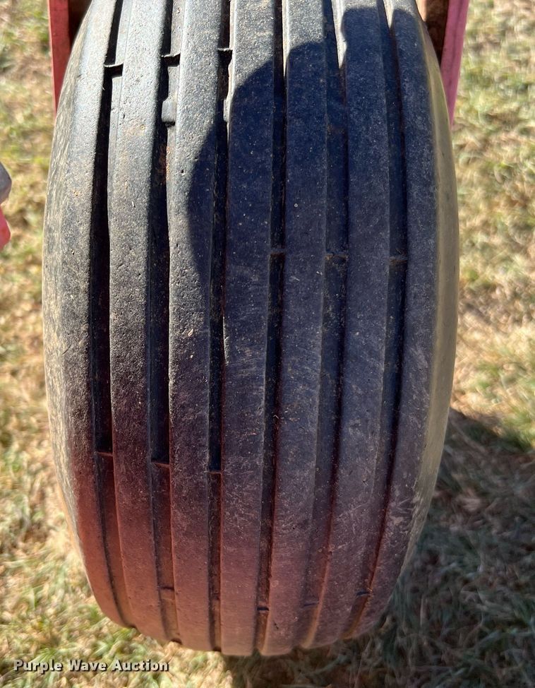 image for item LU9823 DEK Z-Beast 62ZB  ZTR lawn mower