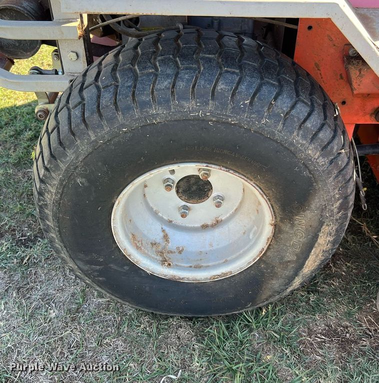 image for item LU9823 DEK Z-Beast 62ZB  ZTR lawn mower