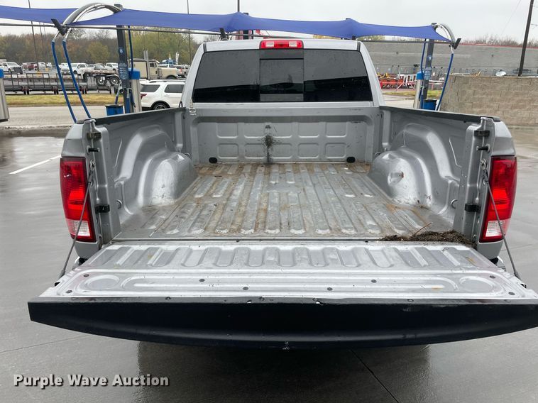 image for item LV9265 2020 Dodge Ram 1500  Crew Cab pickup truck