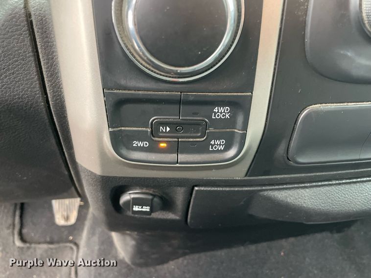 image for item LV9265 2020 Dodge Ram 1500  Crew Cab pickup truck