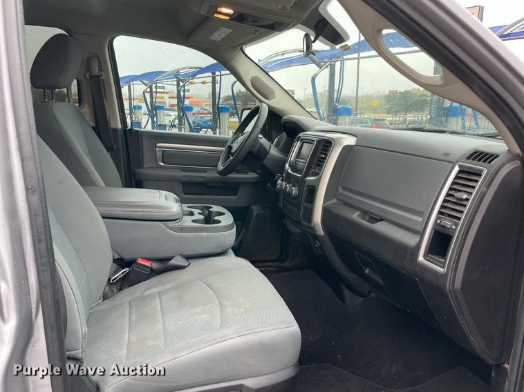 image for item LV9265 2020 Dodge Ram 1500  Crew Cab pickup truck