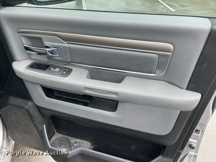 image for item LV9265 2020 Dodge Ram 1500  Crew Cab pickup truck