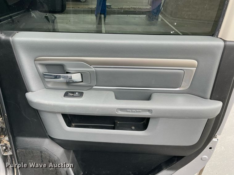 image for item LV9265 2020 Dodge Ram 1500  Crew Cab pickup truck