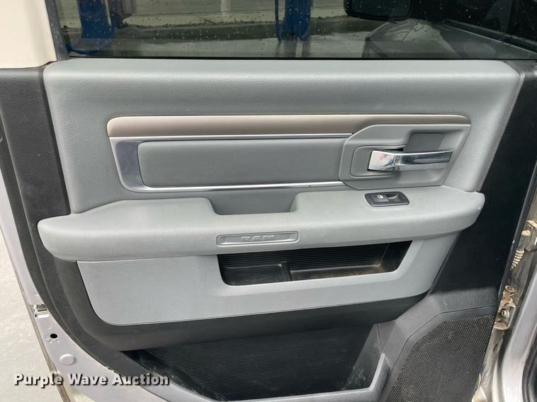 image for item LV9265 2020 Dodge Ram 1500  Crew Cab pickup truck