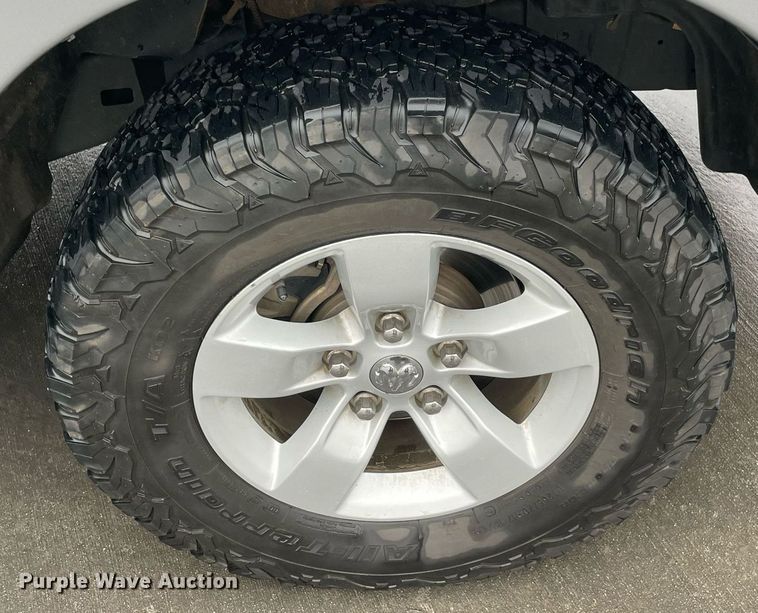 image for item LV9265 2020 Dodge Ram 1500  Crew Cab pickup truck