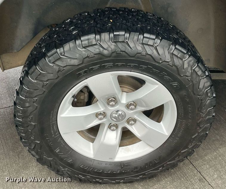 image for item LV9265 2020 Dodge Ram 1500  Crew Cab pickup truck