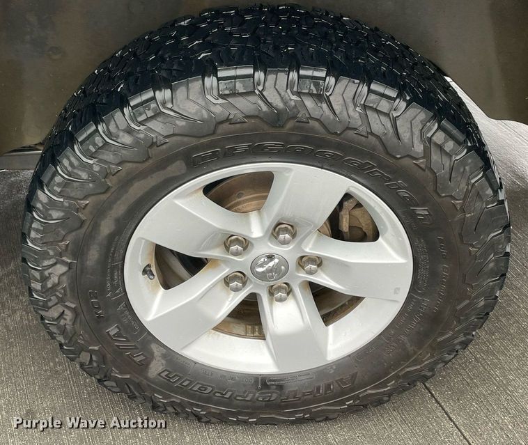 image for item LV9265 2020 Dodge Ram 1500  Crew Cab pickup truck