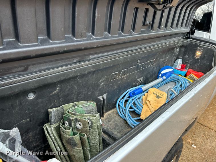 image for item NE9603 2009 Dodge Ram 1500 Crew Cab pickup truck