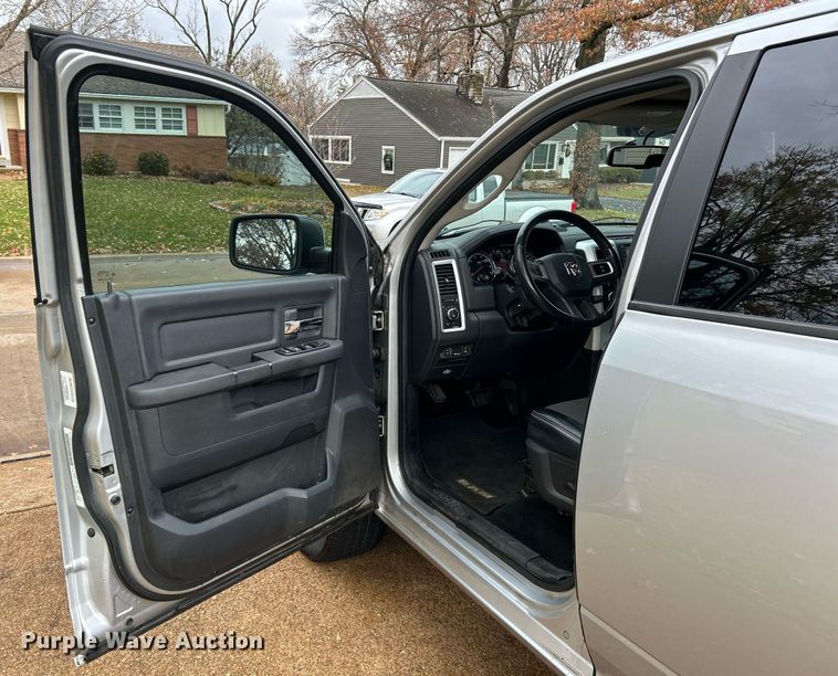 image for item NE9603 2009 Dodge Ram 1500 Crew Cab pickup truck