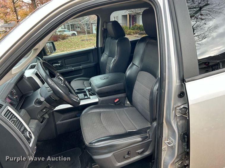 image for item NE9603 2009 Dodge Ram 1500 Crew Cab pickup truck