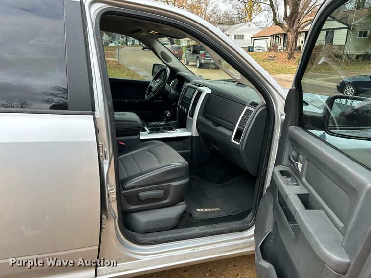 image for item NE9603 2009 Dodge Ram 1500 Crew Cab pickup truck