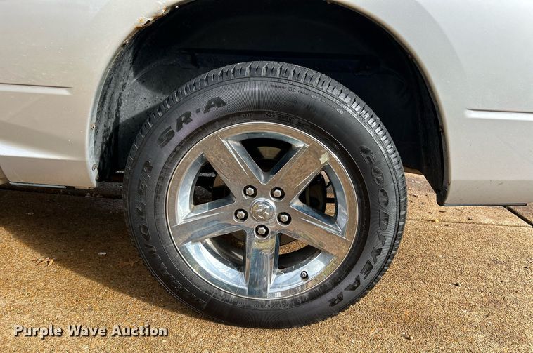 image for item NE9603 2009 Dodge Ram 1500 Crew Cab pickup truck