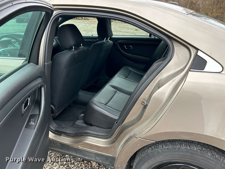 image for item NE9628 2013 Ford Taurus Police Interceptor