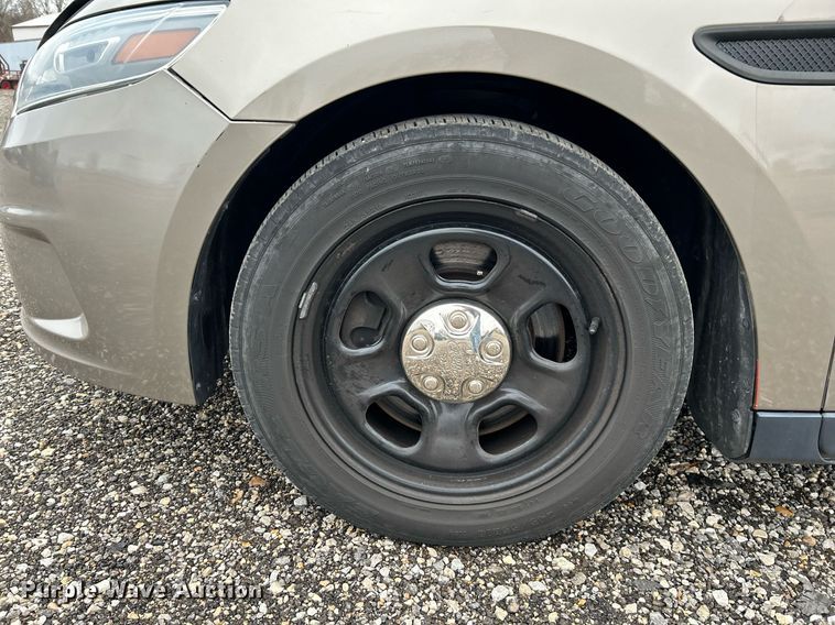 image for item NE9628 2013 Ford Taurus Police Interceptor