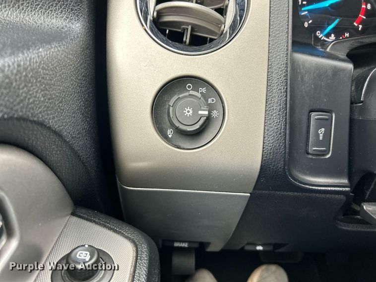 image for item NE9631 2015 Ford Expedition EL XLT  SUV