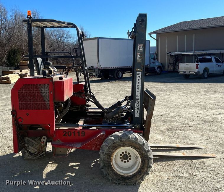 image for item NN9324 Moffett M5500  forklift