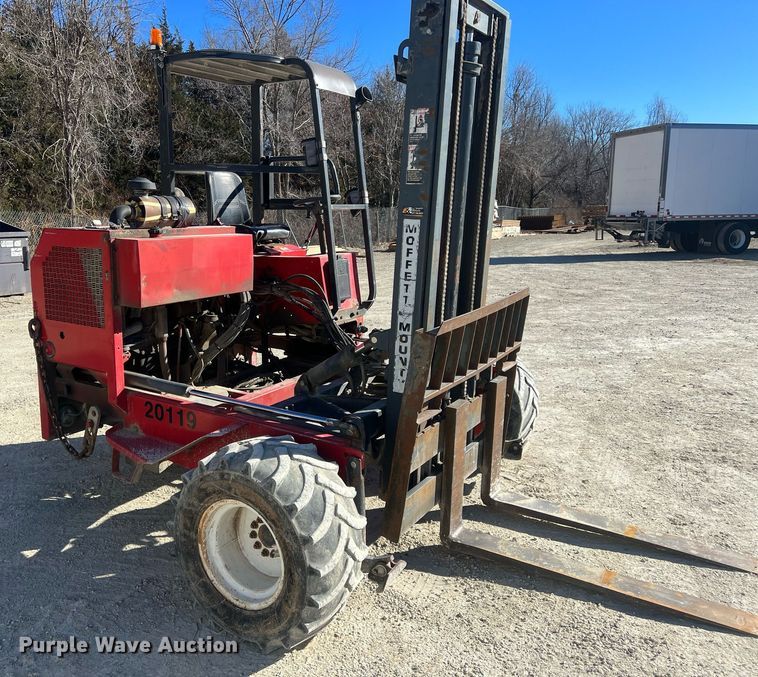 image for item NN9324 Moffett M5500  forklift