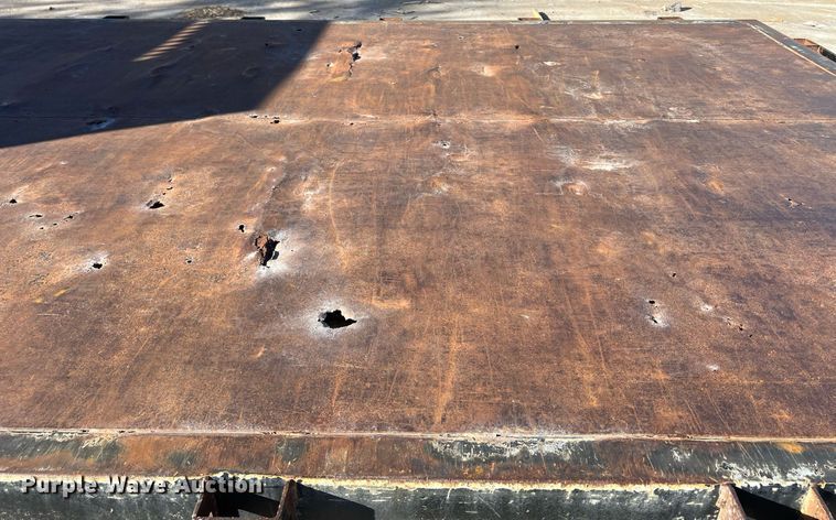 image for item NN9326 2012 Isuzu NPR flatbed truck