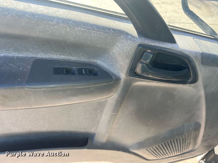 image for item NN9326 2012 Isuzu NPR flatbed truck