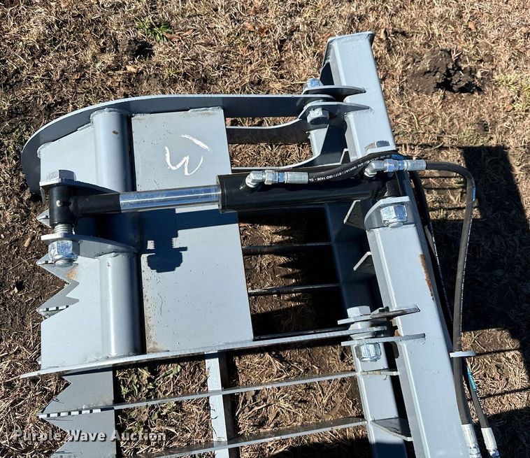 image for item NO9454 66" W skid steer rock grapple bucket