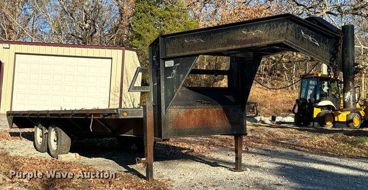 image for item NO9479 1999 Lone Star equipment trailer