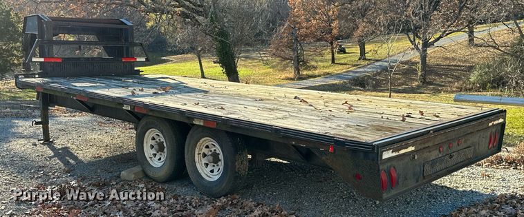 image for item NO9479 1999 Lone Star equipment trailer