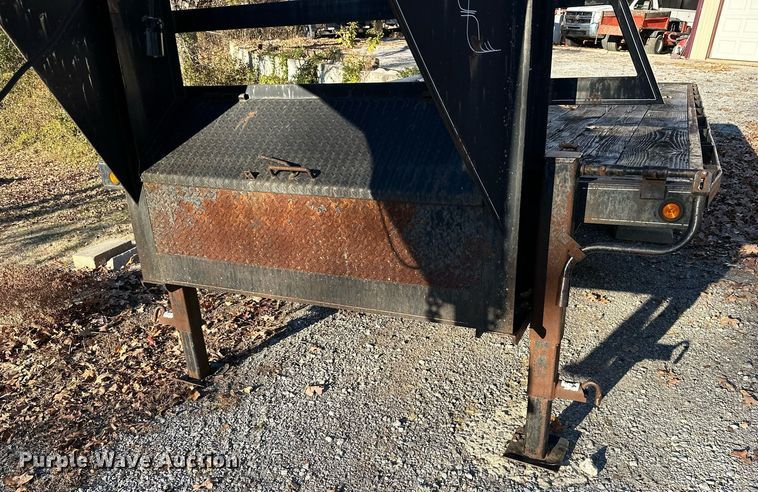 image for item NO9479 1999 Lone Star equipment trailer