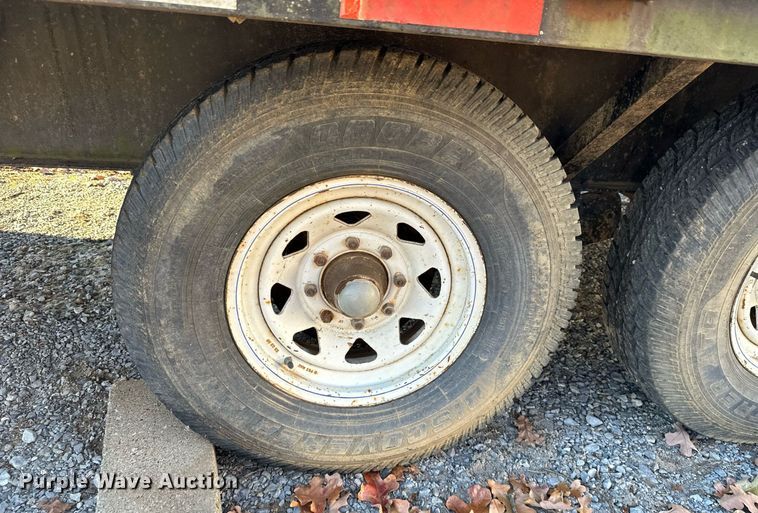 image for item NO9479 1999 Lone Star equipment trailer