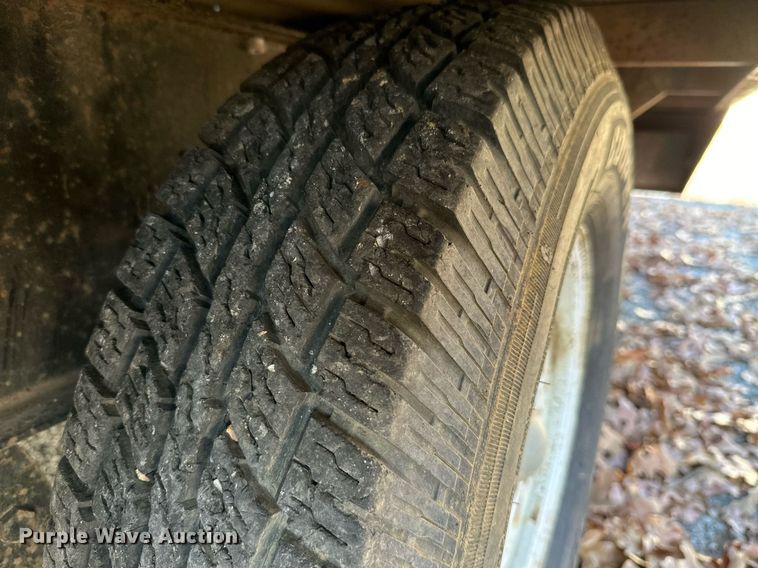 image for item NO9479 1999 Lone Star equipment trailer